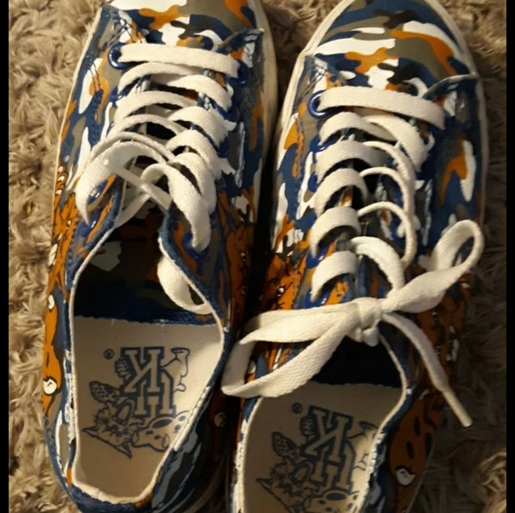 Row One Kentucky Wildcats canvas sneakers - Picture 2 of 5